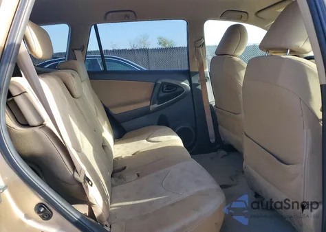 2011 Toyota Rav4 Base z USA, uszkodzony, nr VIN 2T3KF4DV2BW053995